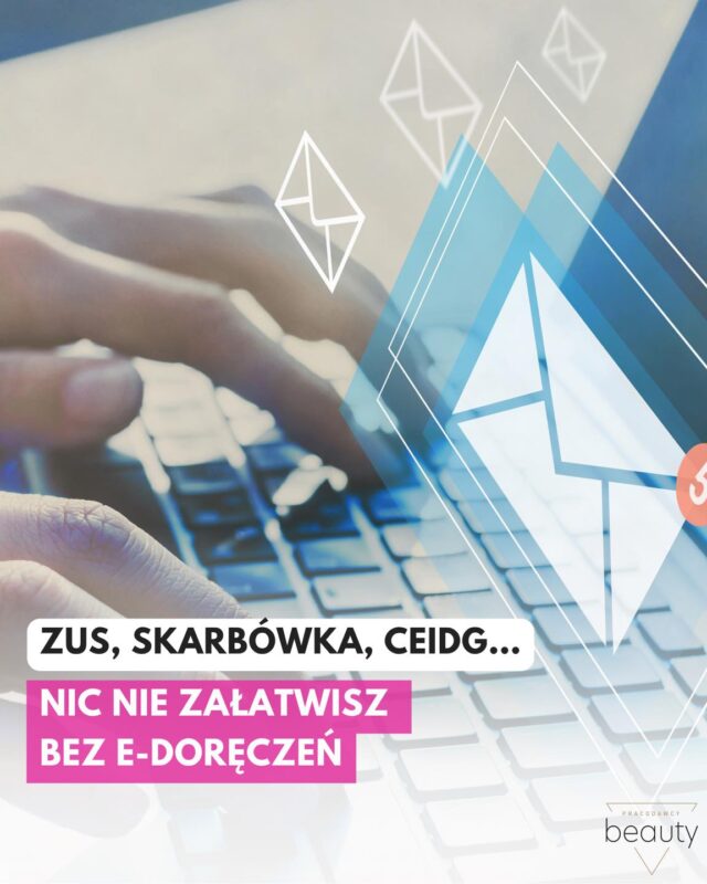 Zbliżenie na ręce drukujące na laptopie, widoczna ikona koperty i liczba 5 na czerwonym tle