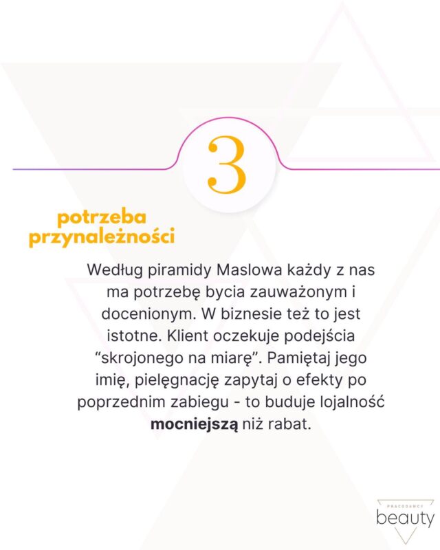 Wektorowa ilustracja tła z trójkątami, nagłówkiem i żółtą liczbą "trzy" u góry i tekstem na dole